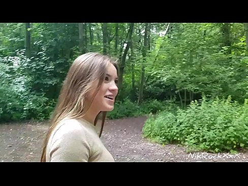 ❤️ Ik stelde Evelina foar dat wy op in iepenbier plak neuke! Se sei ja. Dan ik neukte har yn 'e kont en cum yn har mûle. Doe pikte se harsels. ❤ Pornofideo by wy ﹏